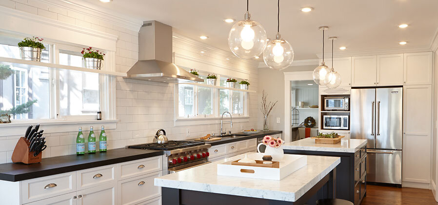 Custom kitchen designed and built by Creative Cabinetree
